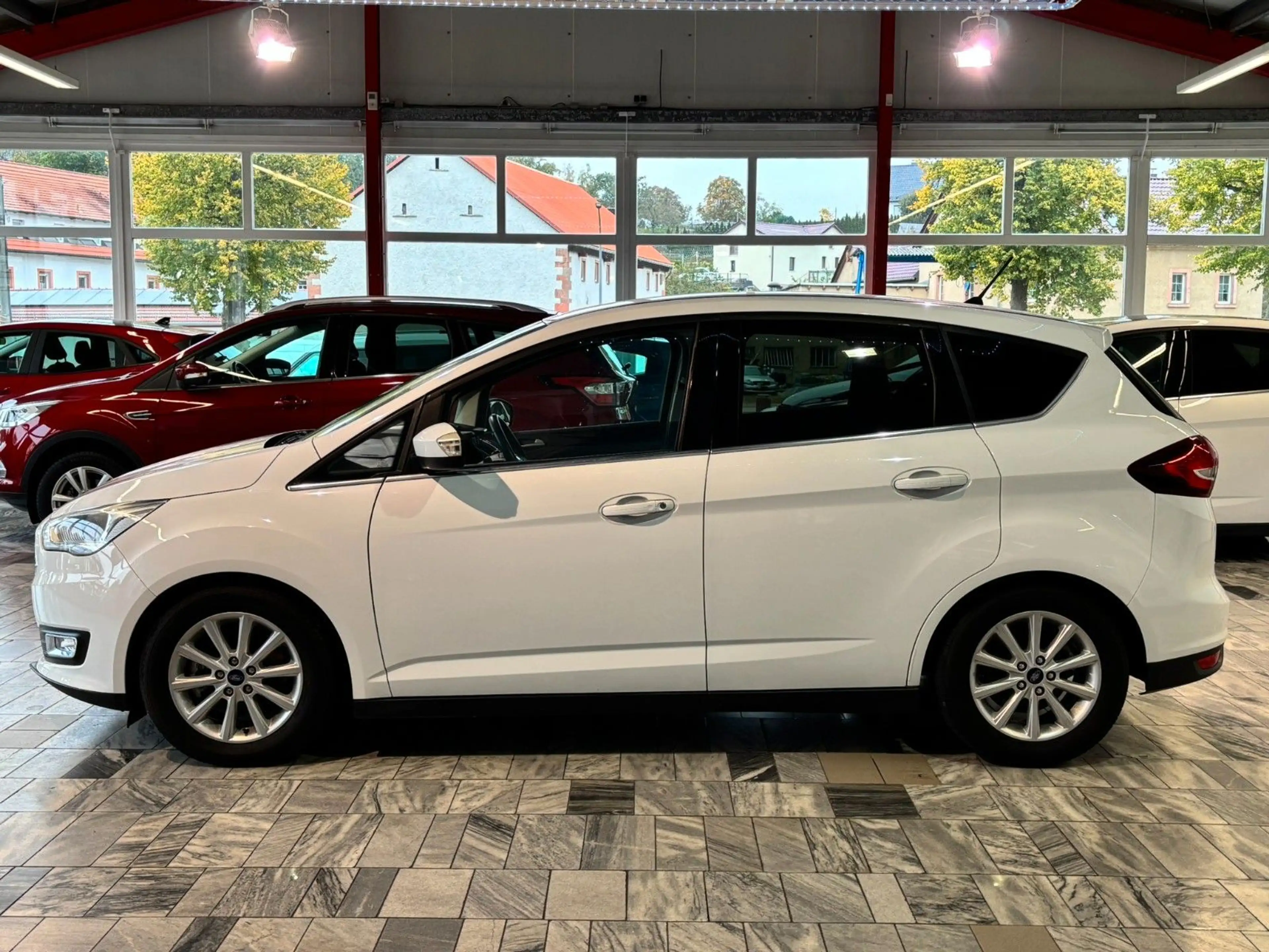 Ford C-Max Titanium  Klimaautomatik DAB+ — photo 2