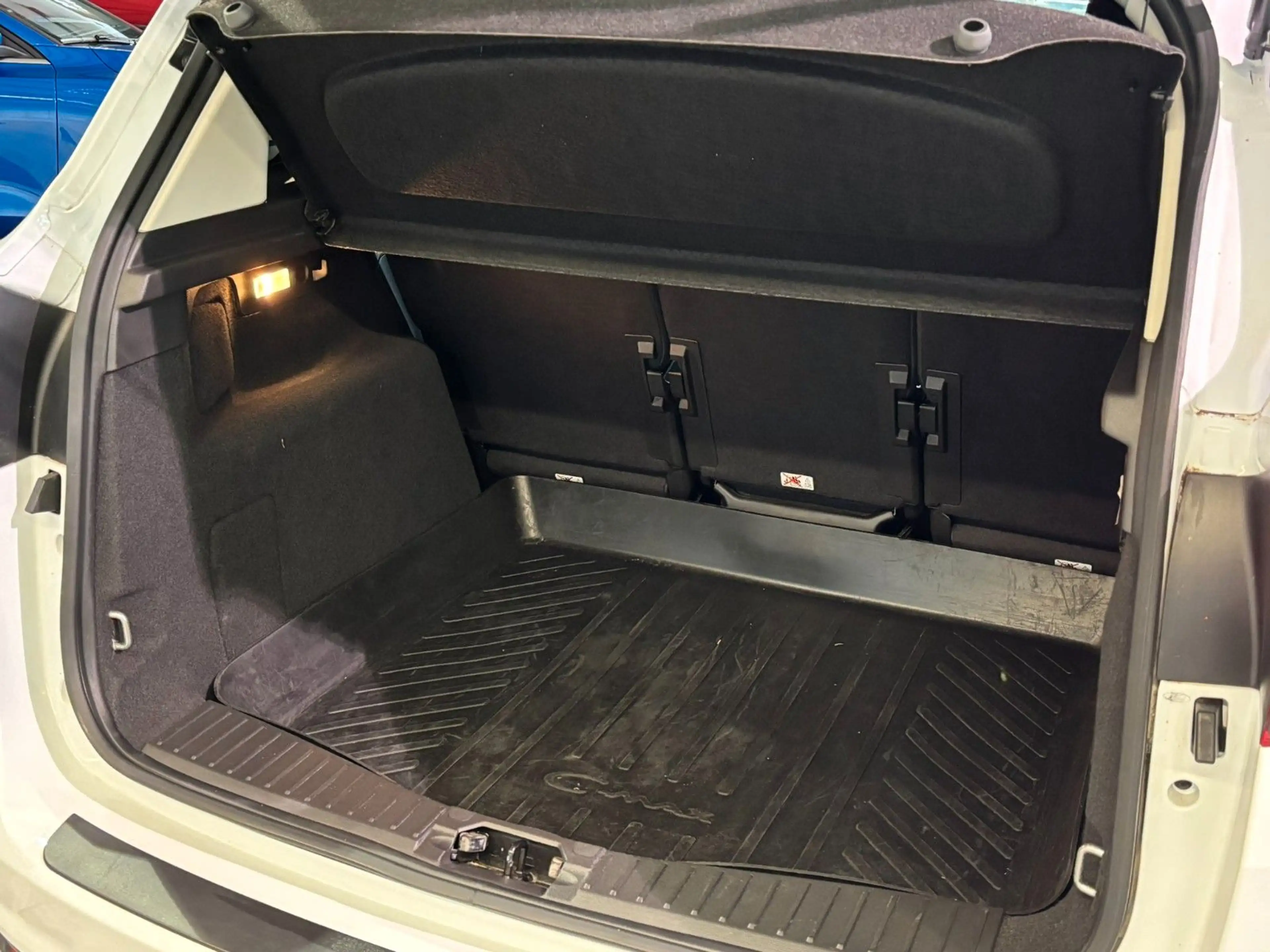 Ford C-Max Titanium  Klimaautomatik DAB+ — photo 16