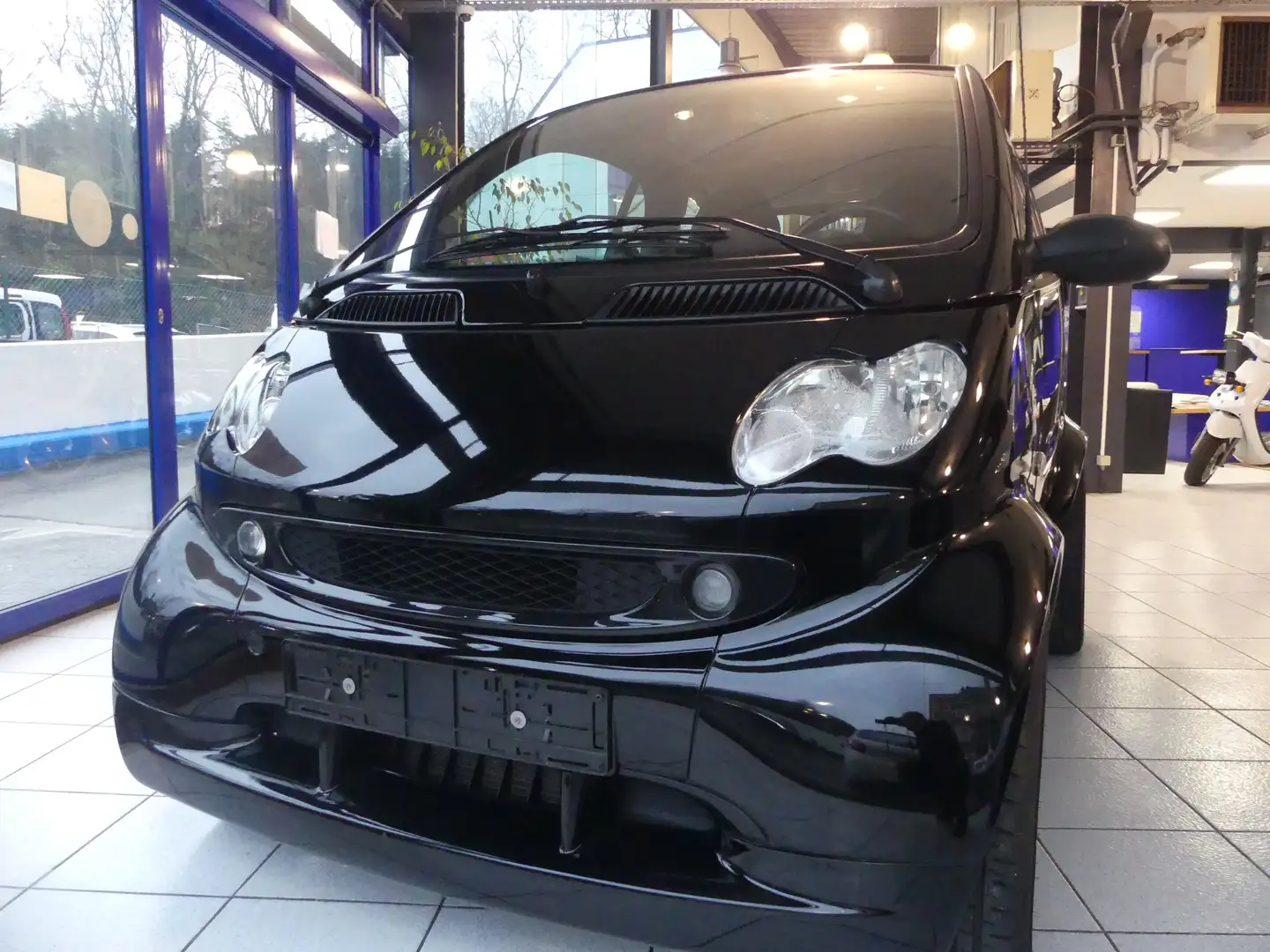 smart brabus 0.7 Turbo Softouch Noir - 2