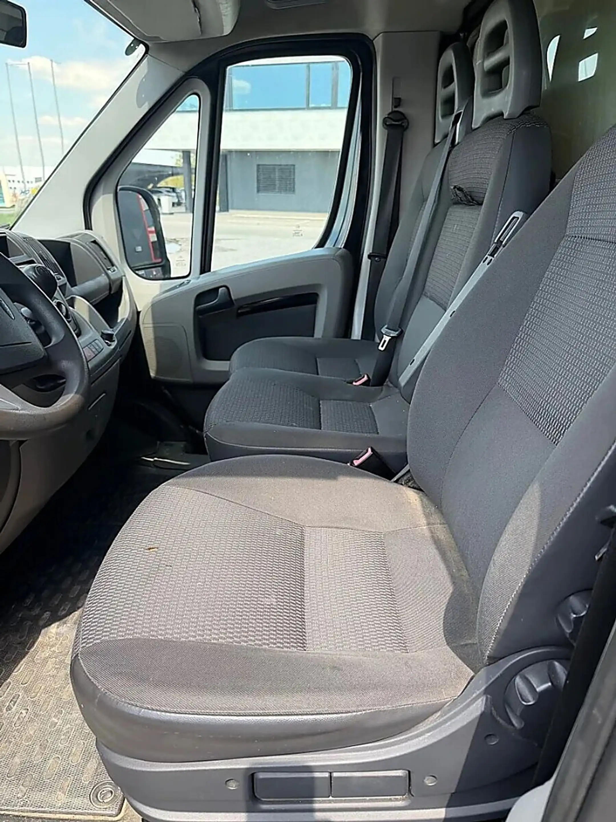 Citroen Jumper Jumper 33 L3 3,3t 2,2 HDi — photo 7