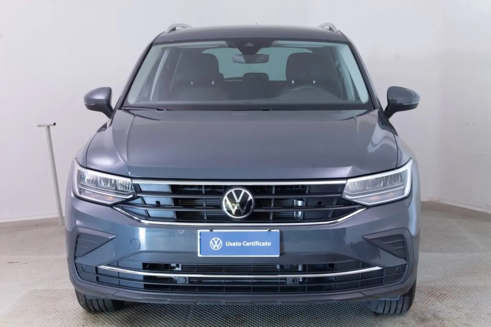 Volkswagen Tiguan 2.0 TDI 150 CV SCR DSG Life Grigio - 2