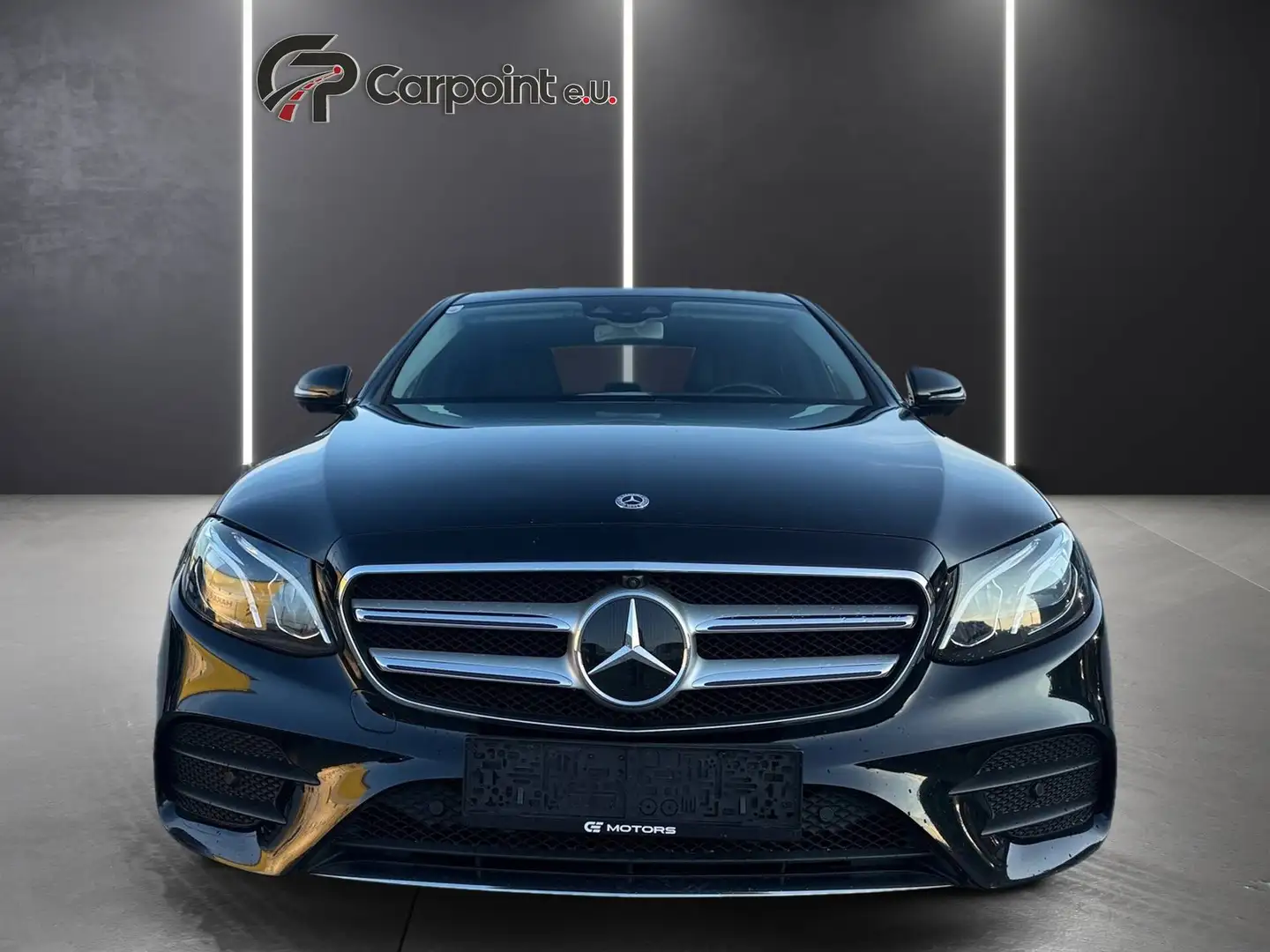 Mercedes-Benz E 300 E 300 e Amg-Line Schwarz - 2