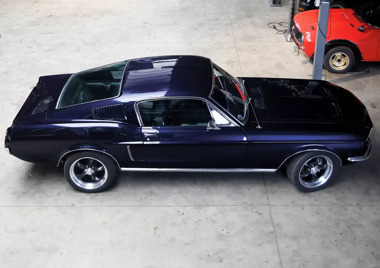 Ford Mustang Fastback GT (302 J-code with 4 speed manual) + original parts, foto 3