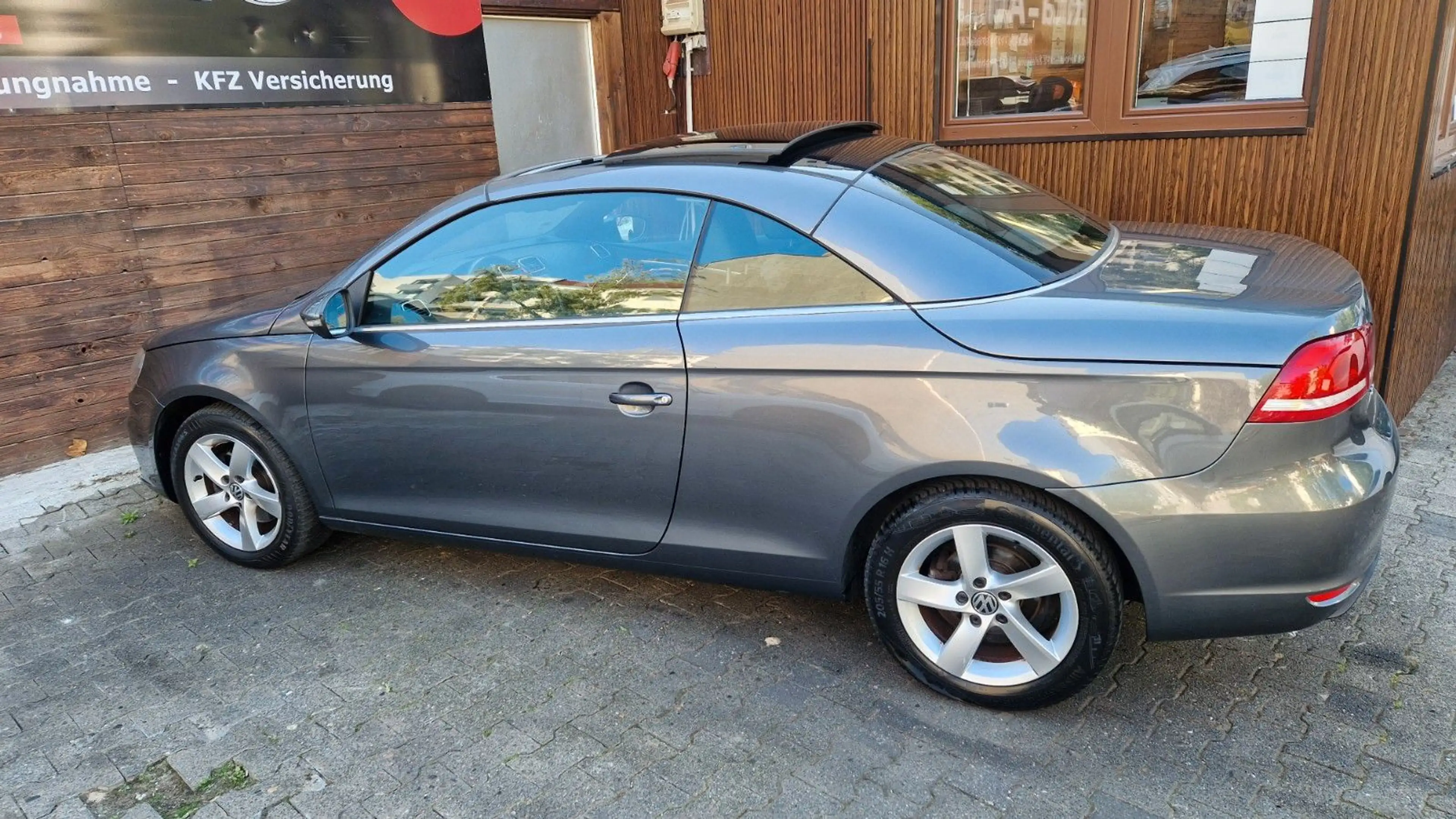 Volkswagen Eos Navi PDC, SHZ, Bluetooth, Volleder, Panorama — photo 4