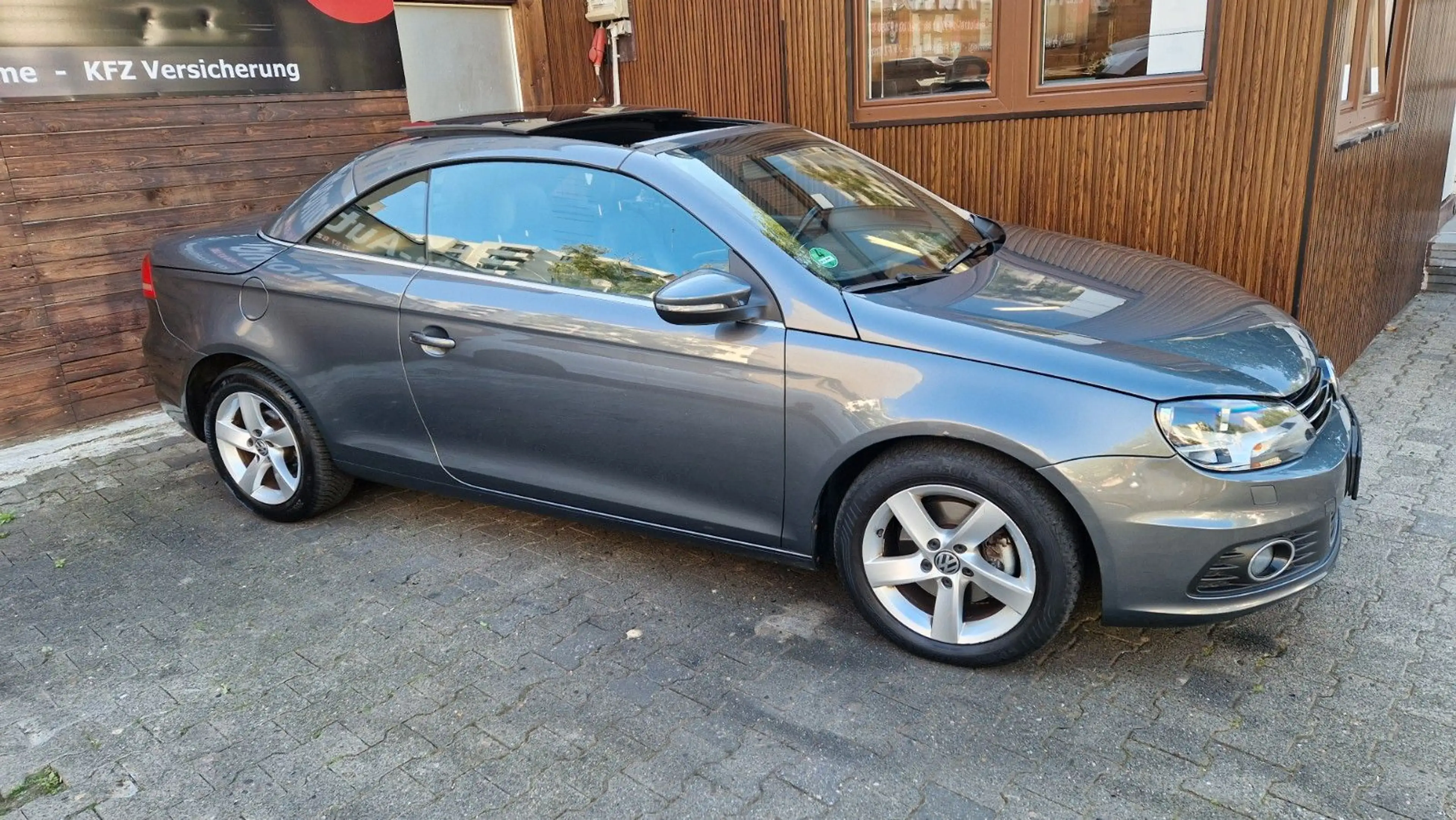 Volkswagen Eos Navi PDC, SHZ, Bluetooth, Volleder, Panorama — photo 3