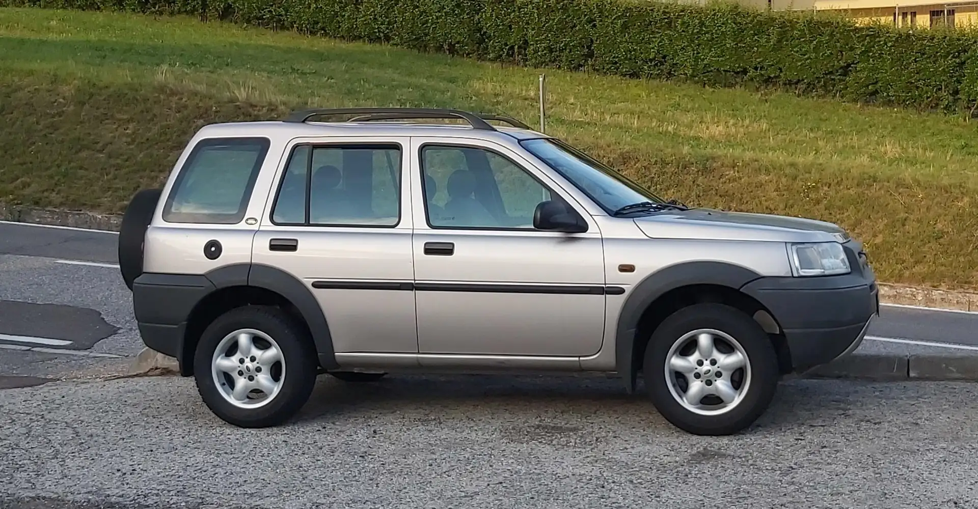 Land Rover Freelander Freelander I 1996 SW 2.0 td4 Szürke - 1