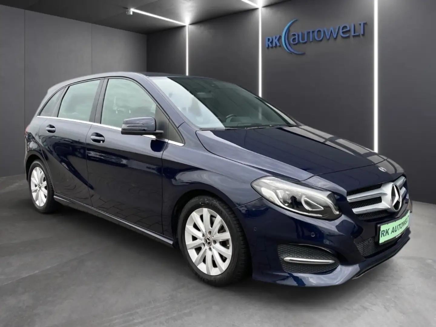 Mercedes-Benz B 180 Style DSG Navi, Kamera,Klima,Parksensoren,LED Blu/Azzurro - 2