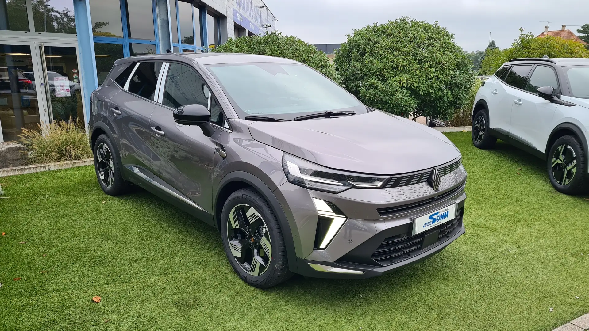 Renault Symbioz 1.3 TCE MILD HYBRID 140CH TECHNO Grijs - 1