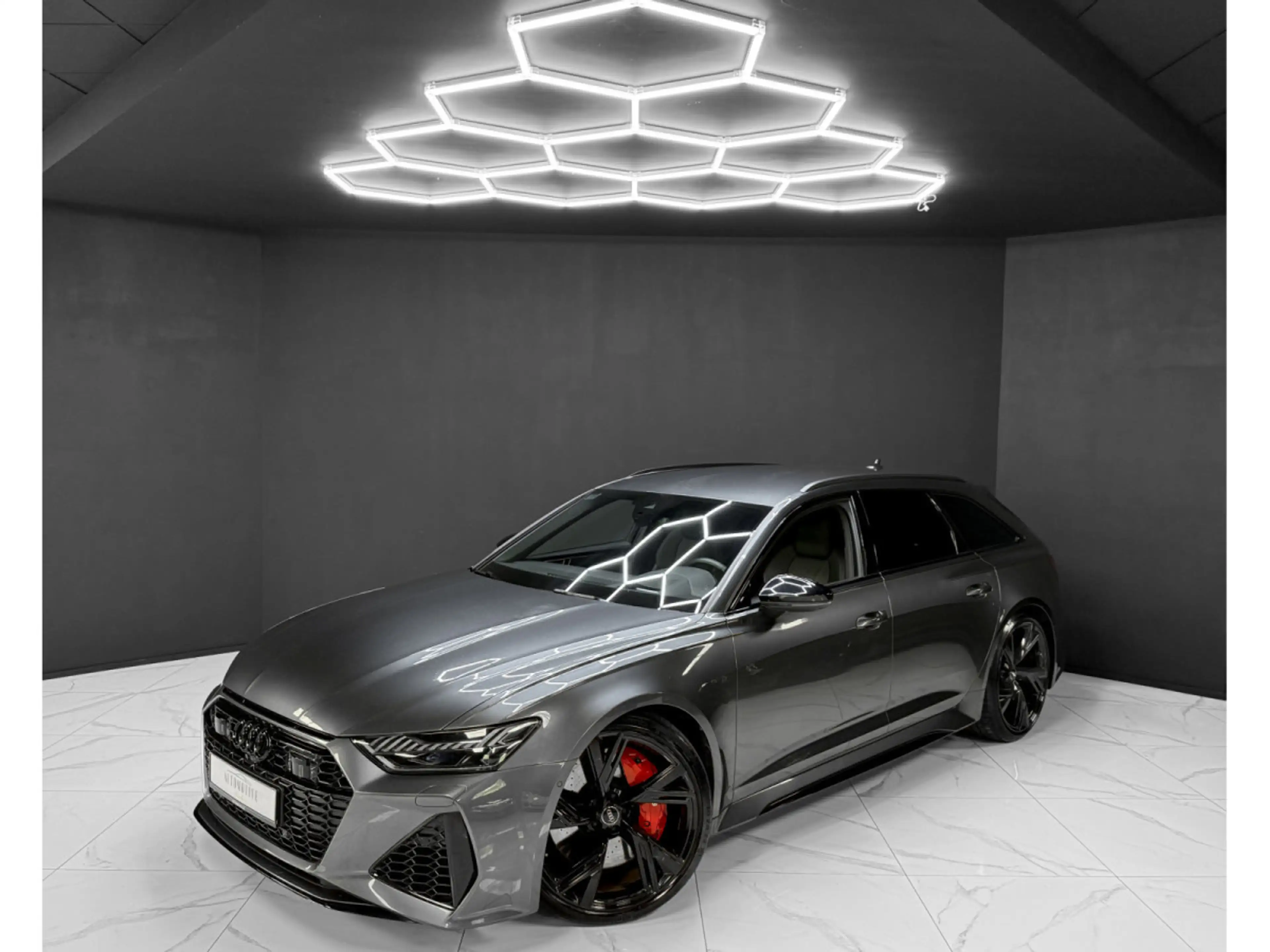 Audi RS6 Avant 4.0 V8 TFSI - New service