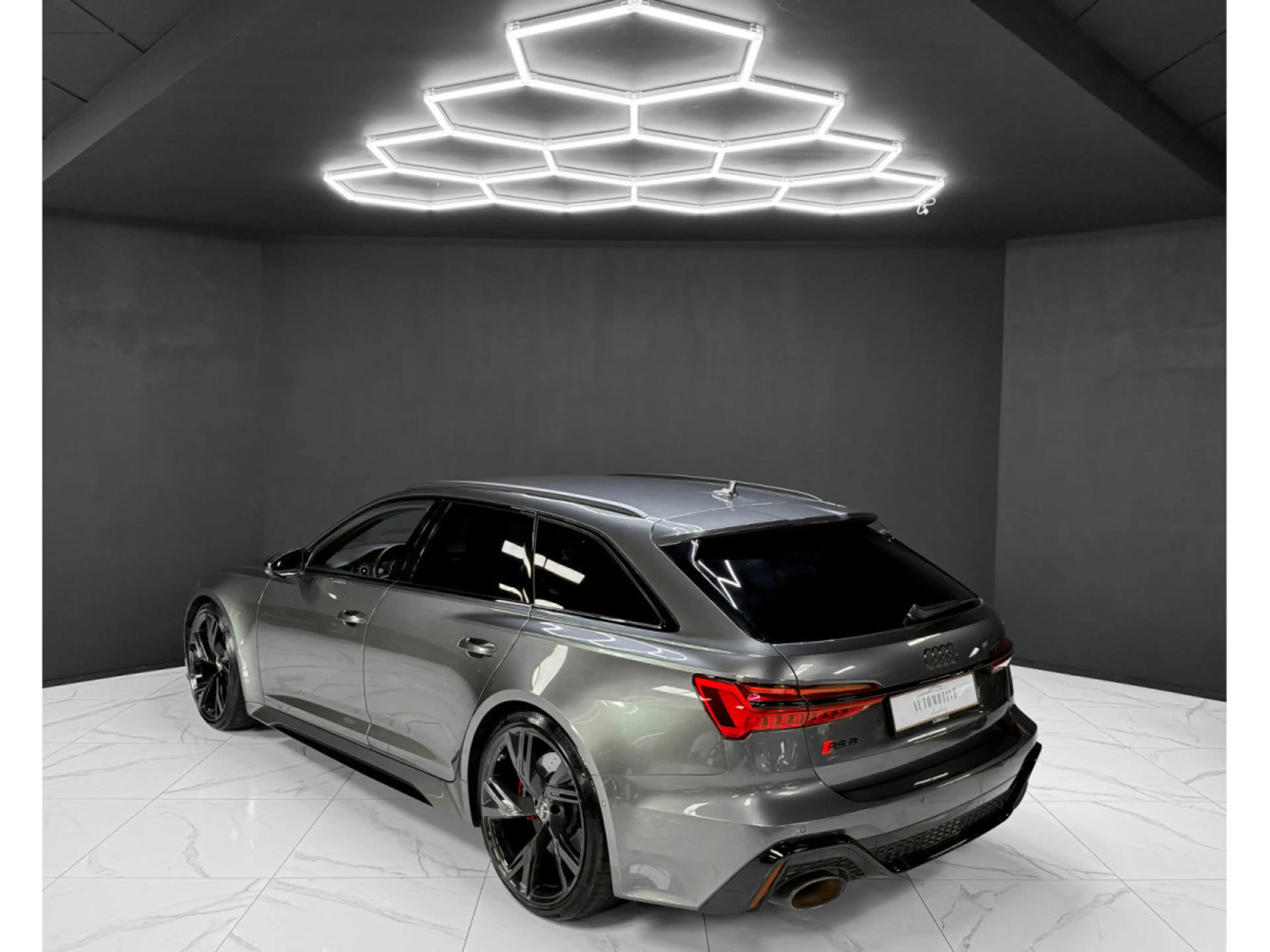 Audi RS6 Avant 4.0 V8 TFSI - New service — photo 3