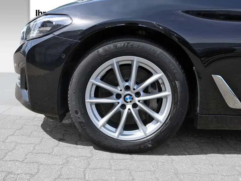 Annonce voiture d'occasion BMW 530 - CARADIZE