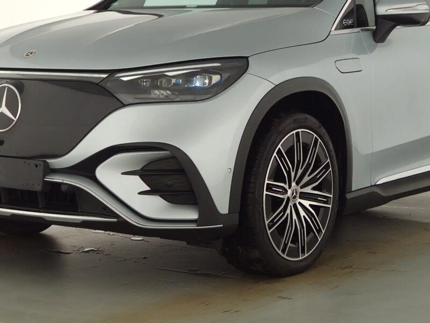Mercedes-Benz EQE SUV EQE 500 4M SUV AMG+Premium Plus+Headup+21 Zoll Zilver - 2