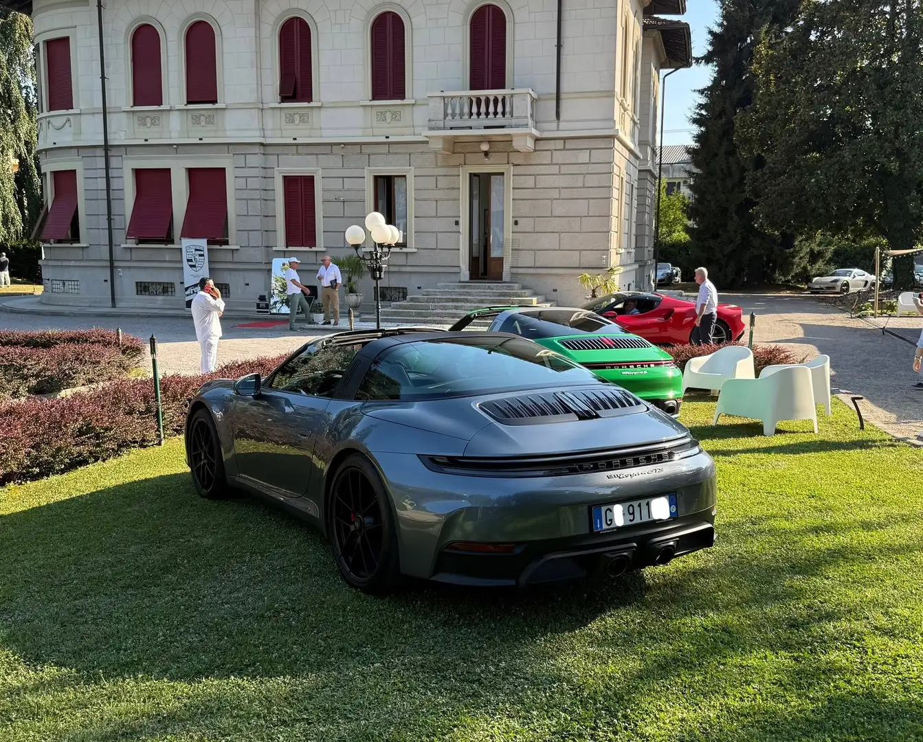Porsche 992 911 VIII 992 Targa 911 Targa 3.6 4 GTS auto Grigio - 1