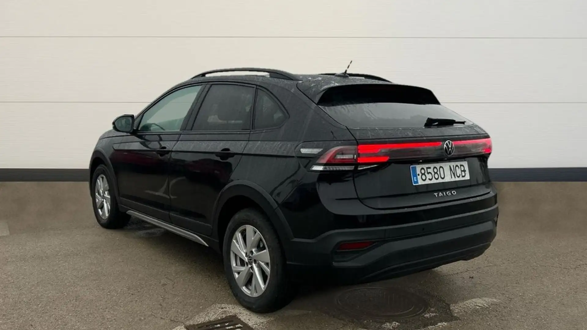 Volkswagen Taigo 1.0 TSI DSG 85kW Negro - 2