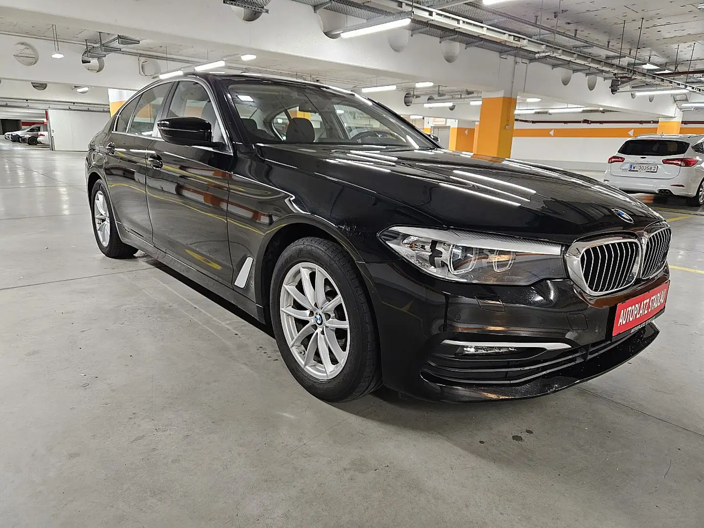 BMW 518 d Aut. Schwarz - 2