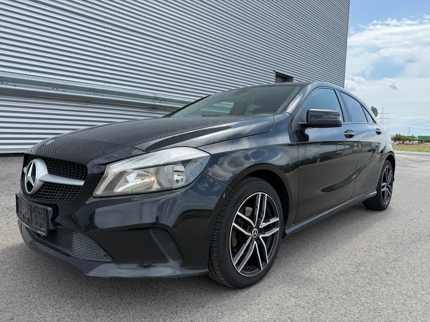 Mercedes-Benz A 180 d Aut. ID:38 Schwarz - 2