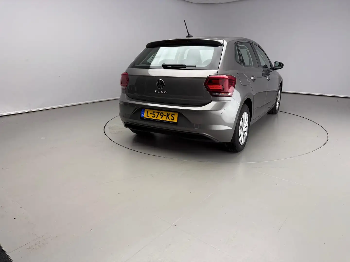 Volkswagen Polo 1.0 TSI Comfortline | Parkeersens. v+a | Active Cr Grijs - 2