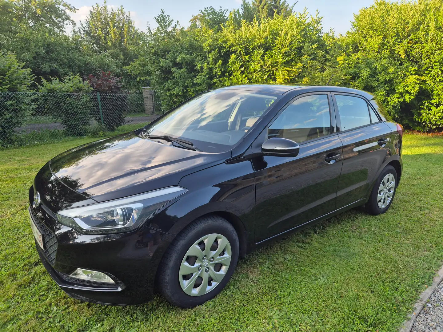 Hyundai i20 1.2i Pop Noir - 1