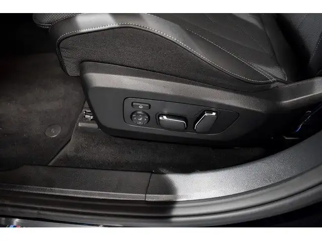 BMW X3 view 19