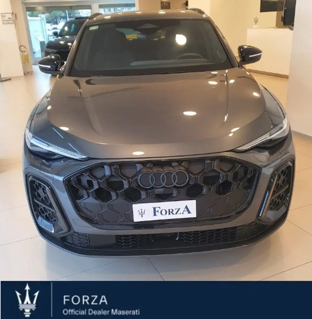 Audi Q5 Q5 III 2025 2.0 tdi mhev+ S line Q. 204cv s-tronic Grau - 1