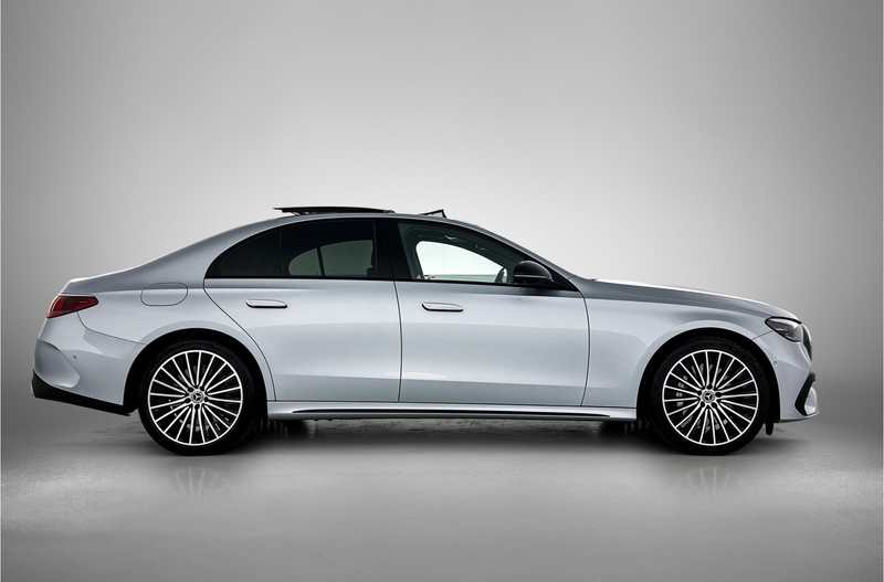 Mercedes-Benz E 300 e AMG Line | Panoramadak | 360° camera | Burmester — photo 15