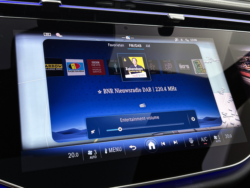 Mercedes-Benz E 300 e AMG Line | Panoramadak | 360° camera | Burmester — photo 10