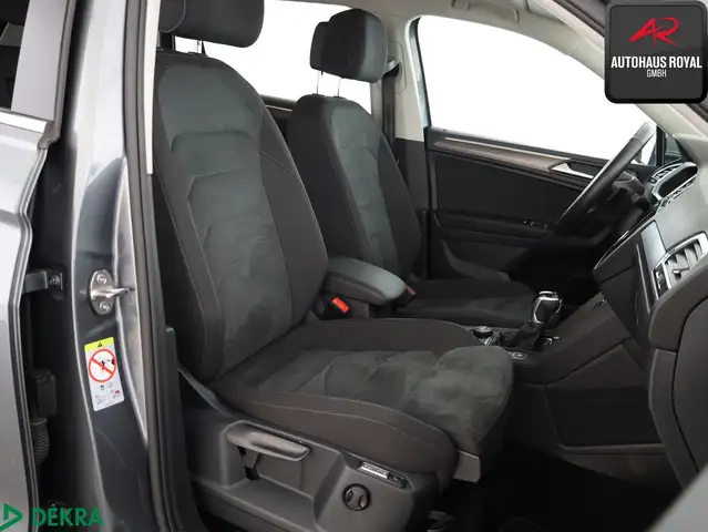 Volkswagen Tiguan Allspace view 11