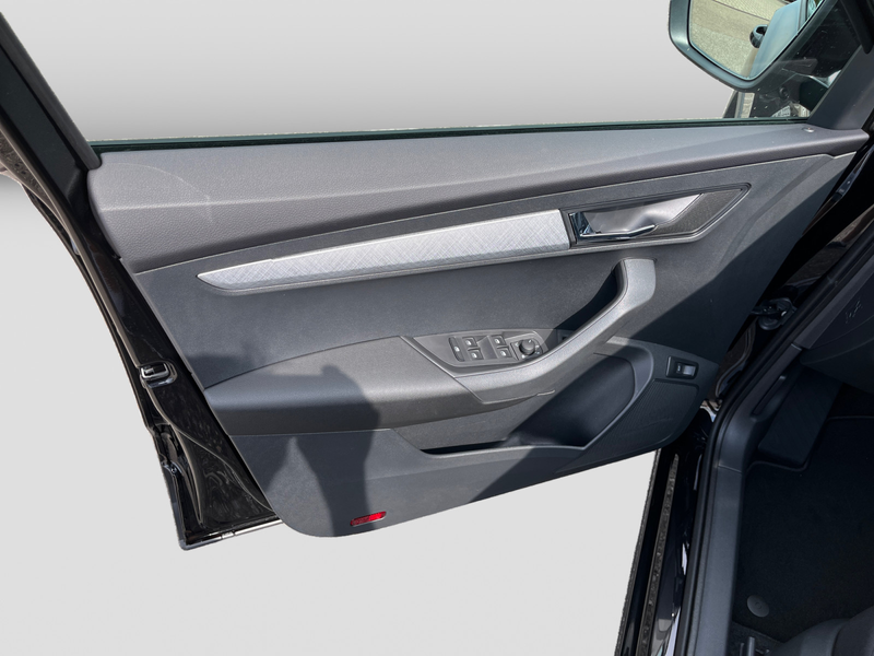 Skoda Karoq Balance 2,0 TDI DSG Navi LED ACC AHK PDCvh — photo 14