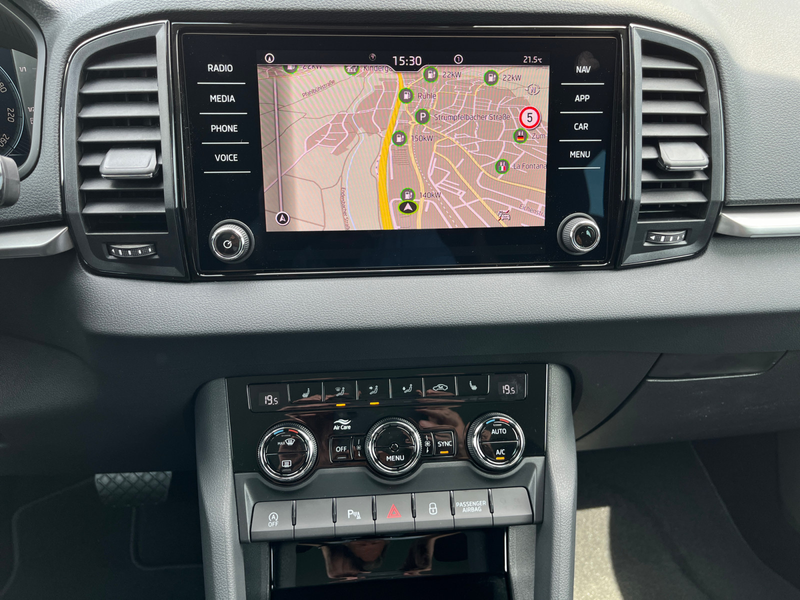 Skoda Karoq Balance 2,0 TDI DSG Navi LED ACC AHK PDCvh — photo 7