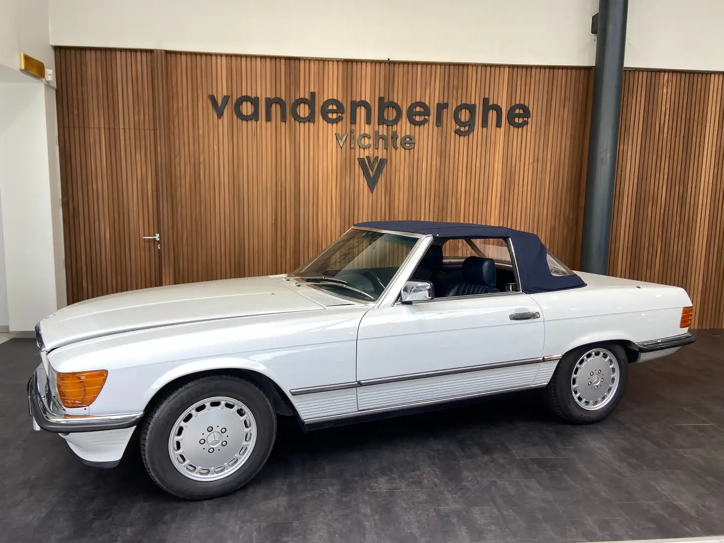 Mercedes-Benz SL 300 UNIEK ALS NIEUW SLECHTS 92000KM Alb - 1