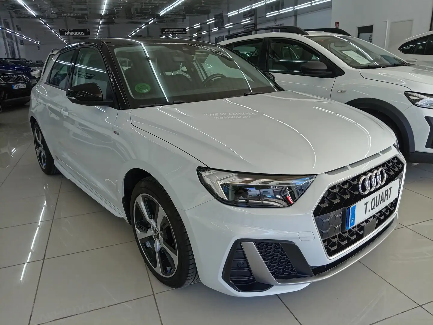 Audi A1 Sportback 25 TFSI Adrenalin Blanc - 2