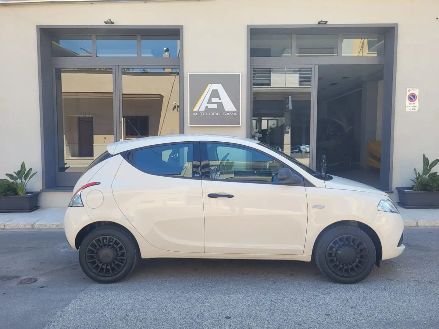Lancia Ypsilon Ypsilon 1.2 Elefantino Blu ... Beige - 2