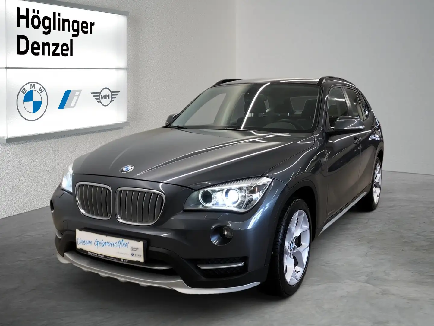 BMW X1 xDrive18d Grau - 1