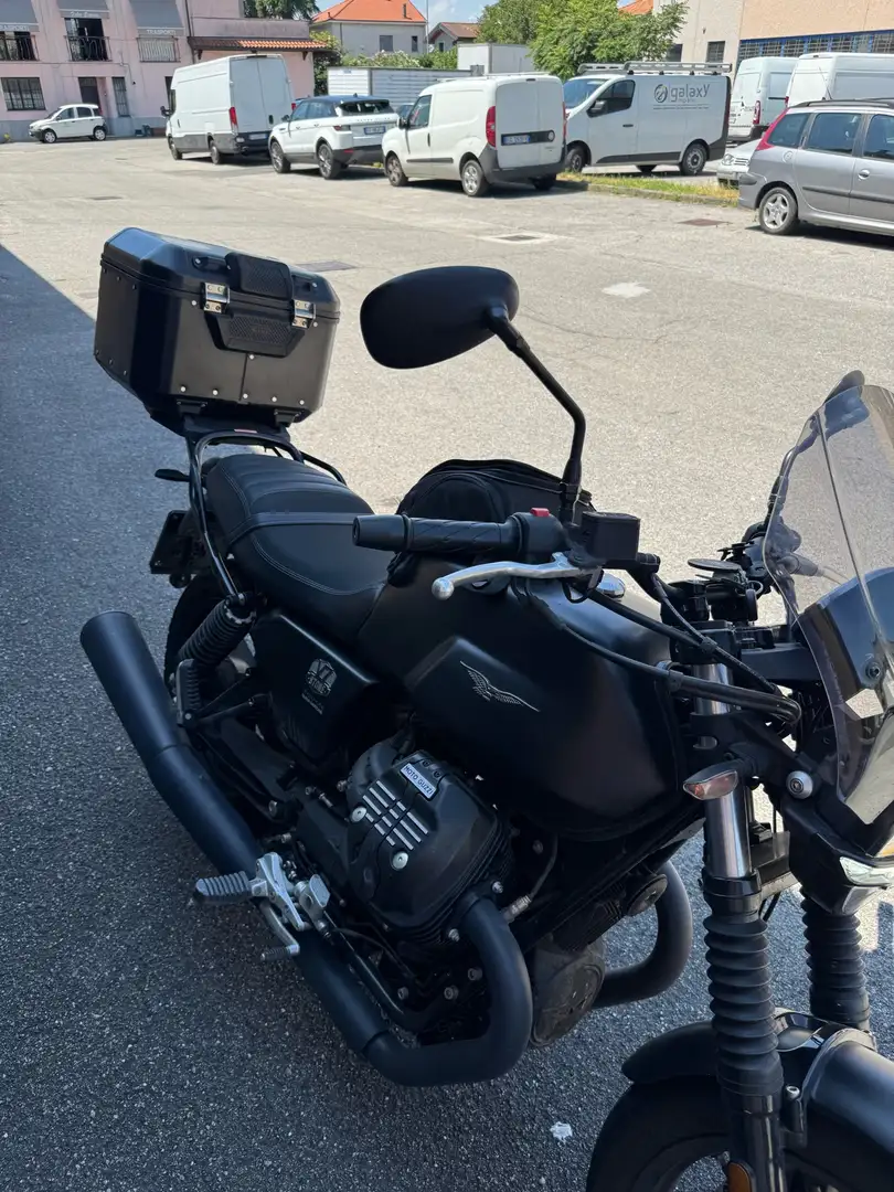 Moto Guzzi V 7 stone Nero - 2