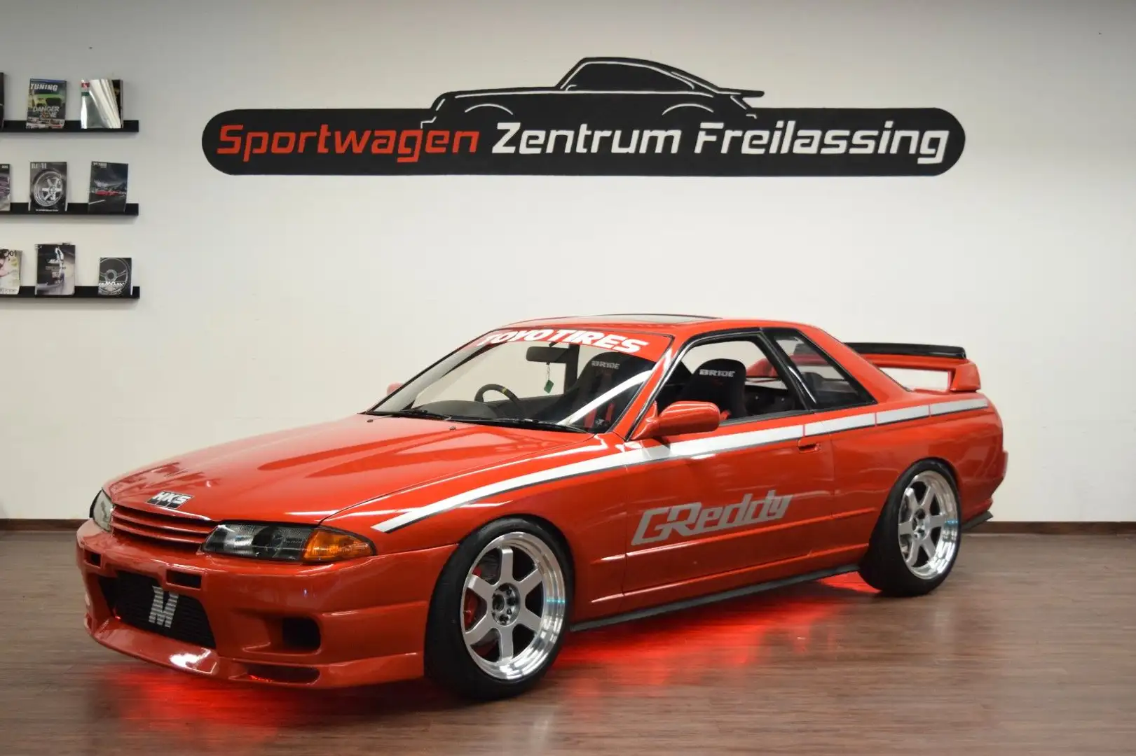 Nissan Skyline R32 GTST / GTR Style Rouge - 2