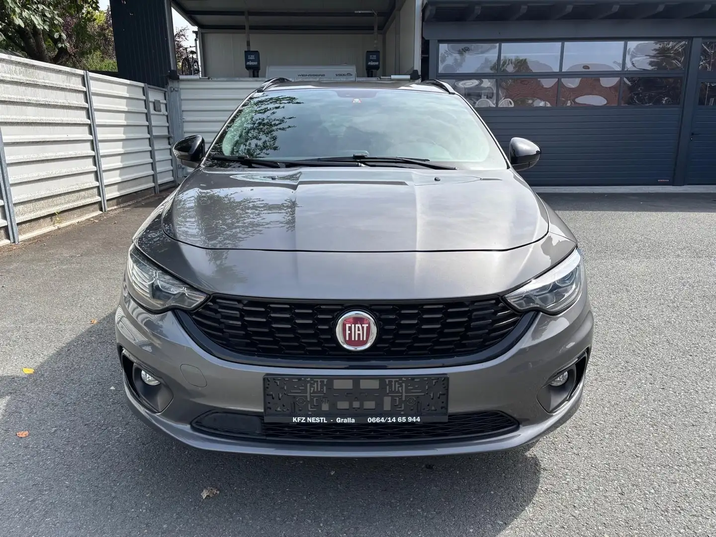 Fiat Tipo T-Jet 120 S-Design Grau - 2
