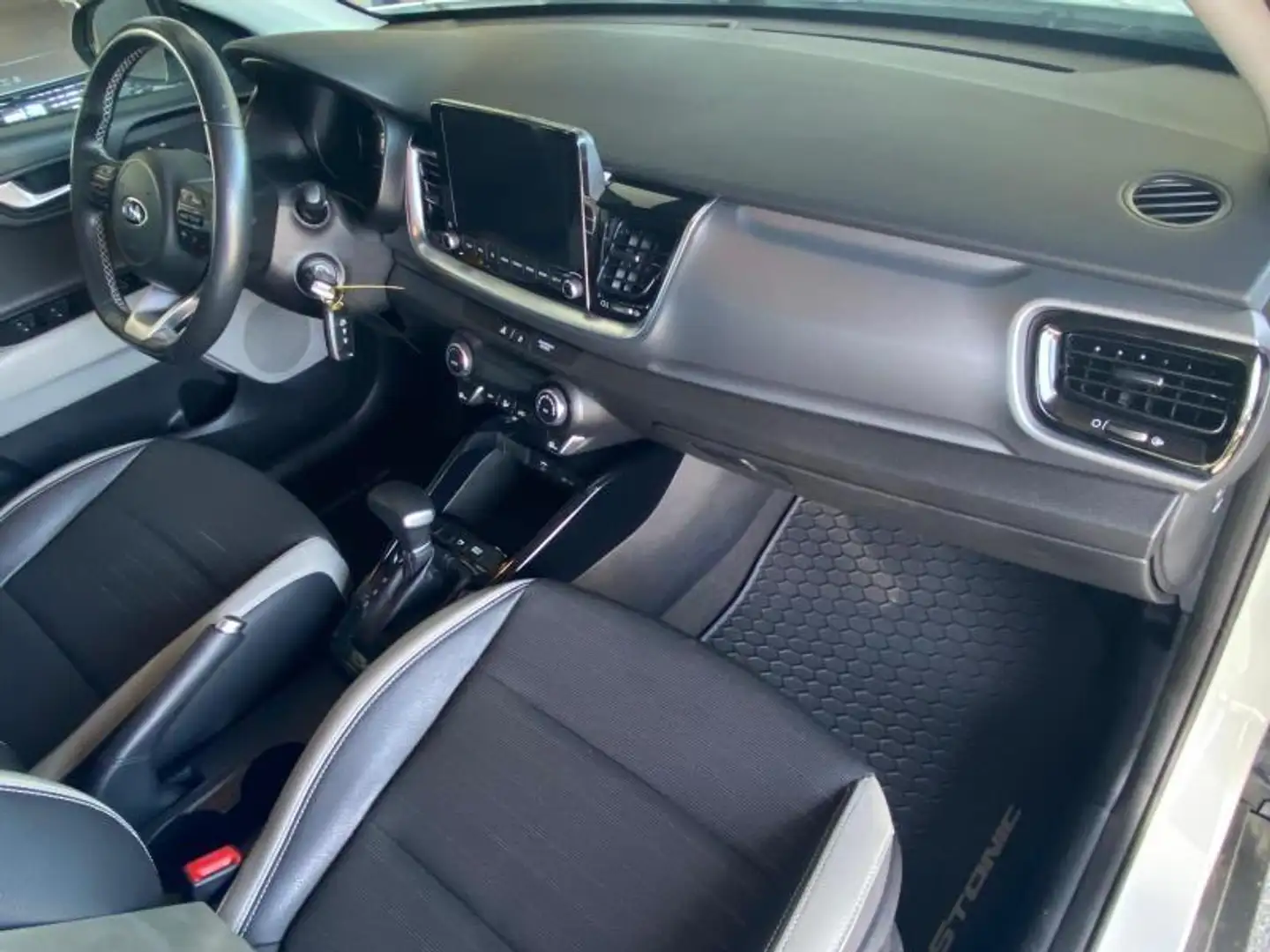 Kia Stonic 1.0 T / Black Edition / Auto Blanc - 2