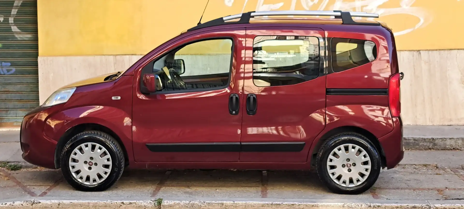 Fiat Qubo 1.4 8V 77 CV Active Natural Power Rosso - 1