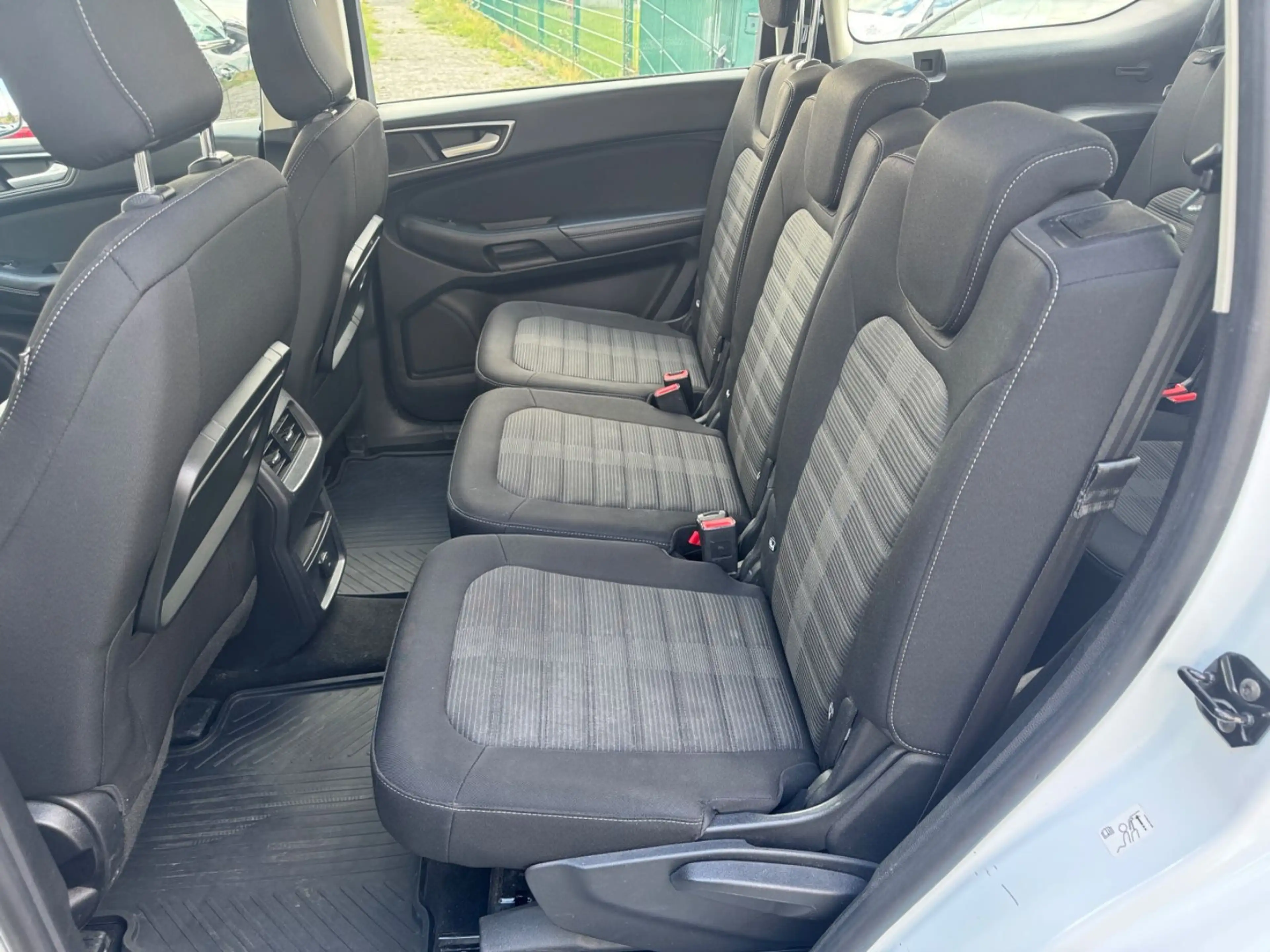Ford Galaxy Trend / 1. Hand / 7-Sitzer — photo 9