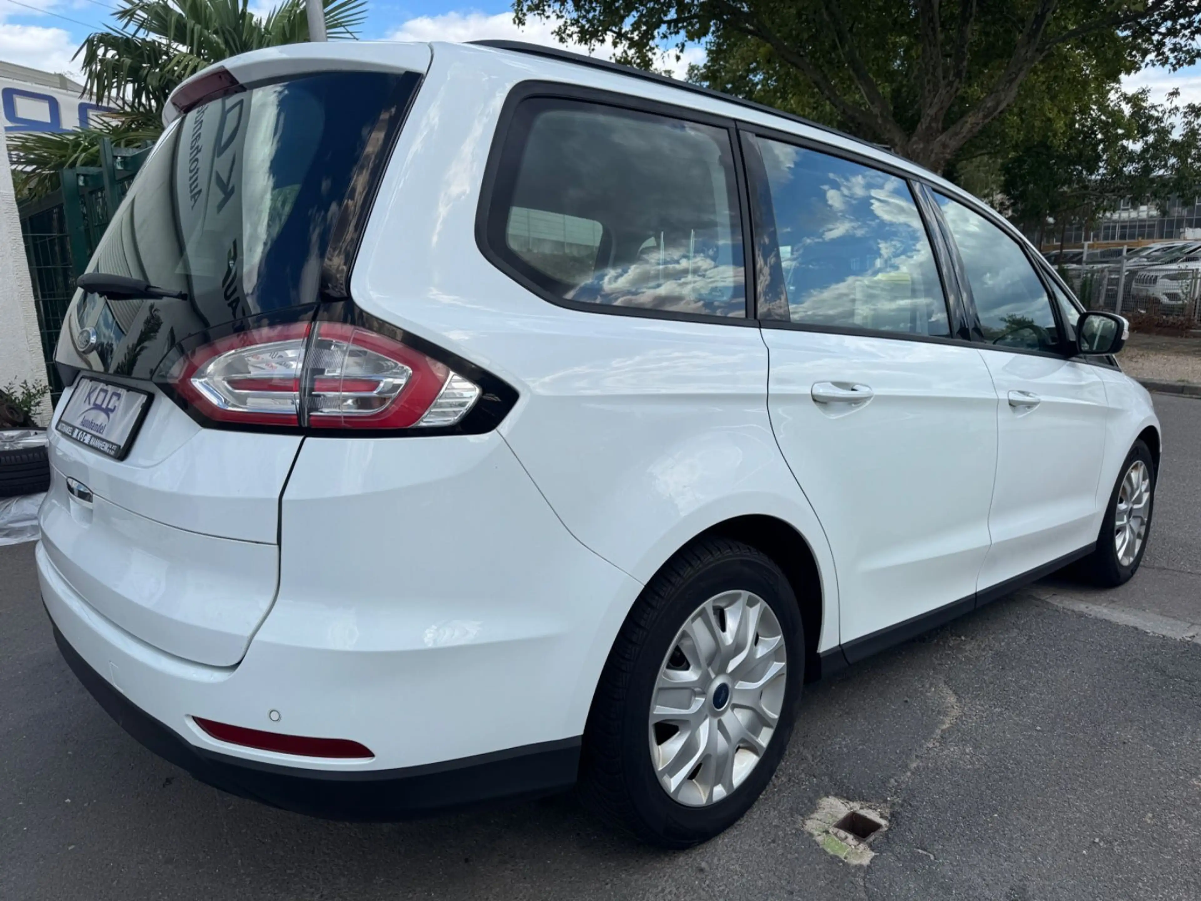 Ford Galaxy Trend / 1. Hand / 7-Sitzer — photo 6