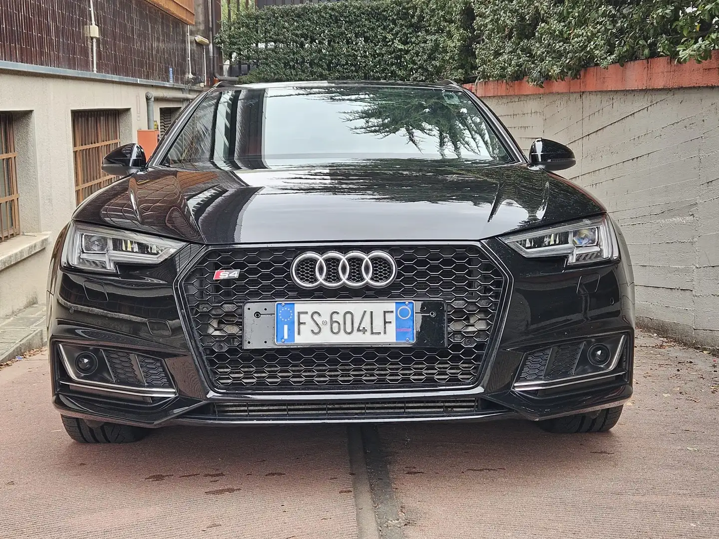 Audi S4 Avant 3.0tfsi Bus. quattro 354cv tiptronic-TETTO Noir - 1