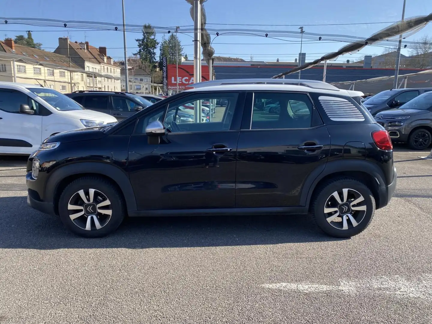 Citroen C3 Aircross 1.5 BlueHDi 100 S\u0026S Shine Zwart - 2