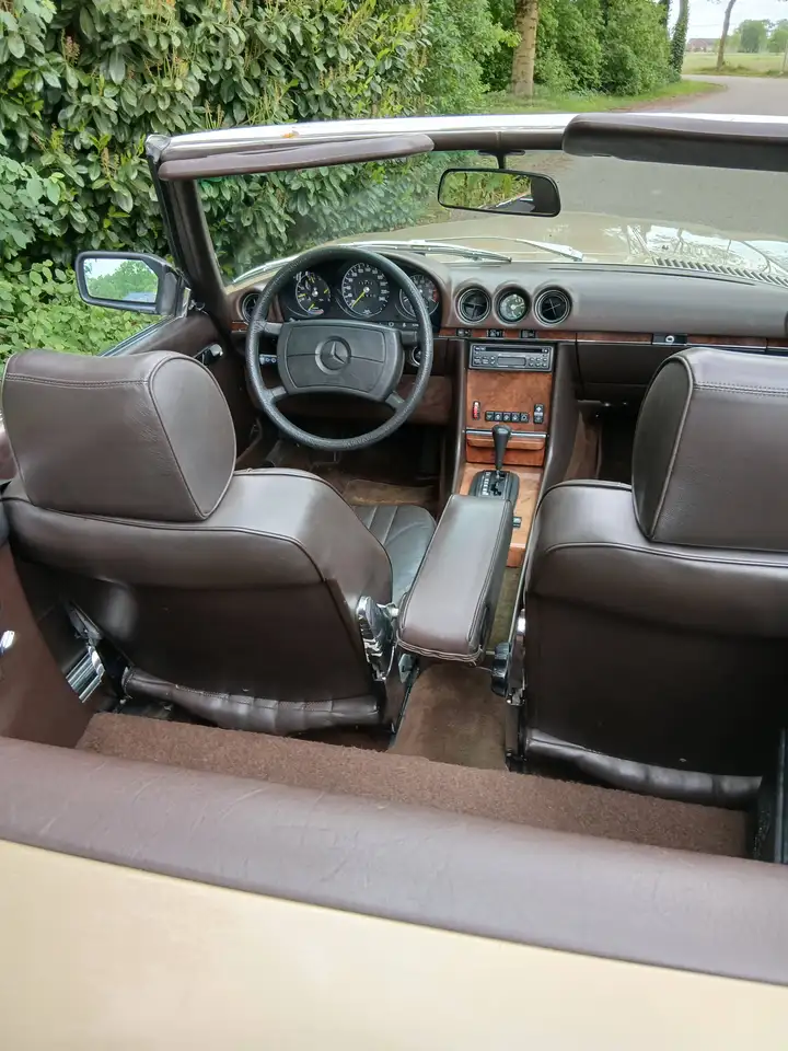 Mercedes-Benz 380 cabriolet, foto 10