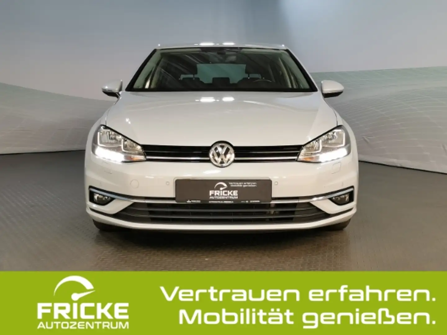 Volkswagen Golf VII Comfortline +Automatik+Navi+Wireless-Charging Weiß - 2