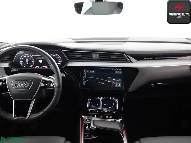 Audi E-Tron view 9