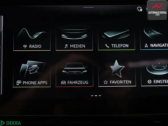 Audi E-Tron view 15