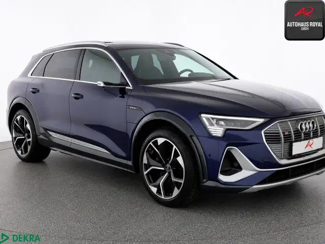 Audi E-Tron view 7