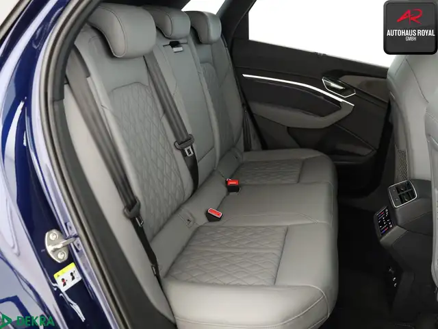 Audi E-Tron view 12