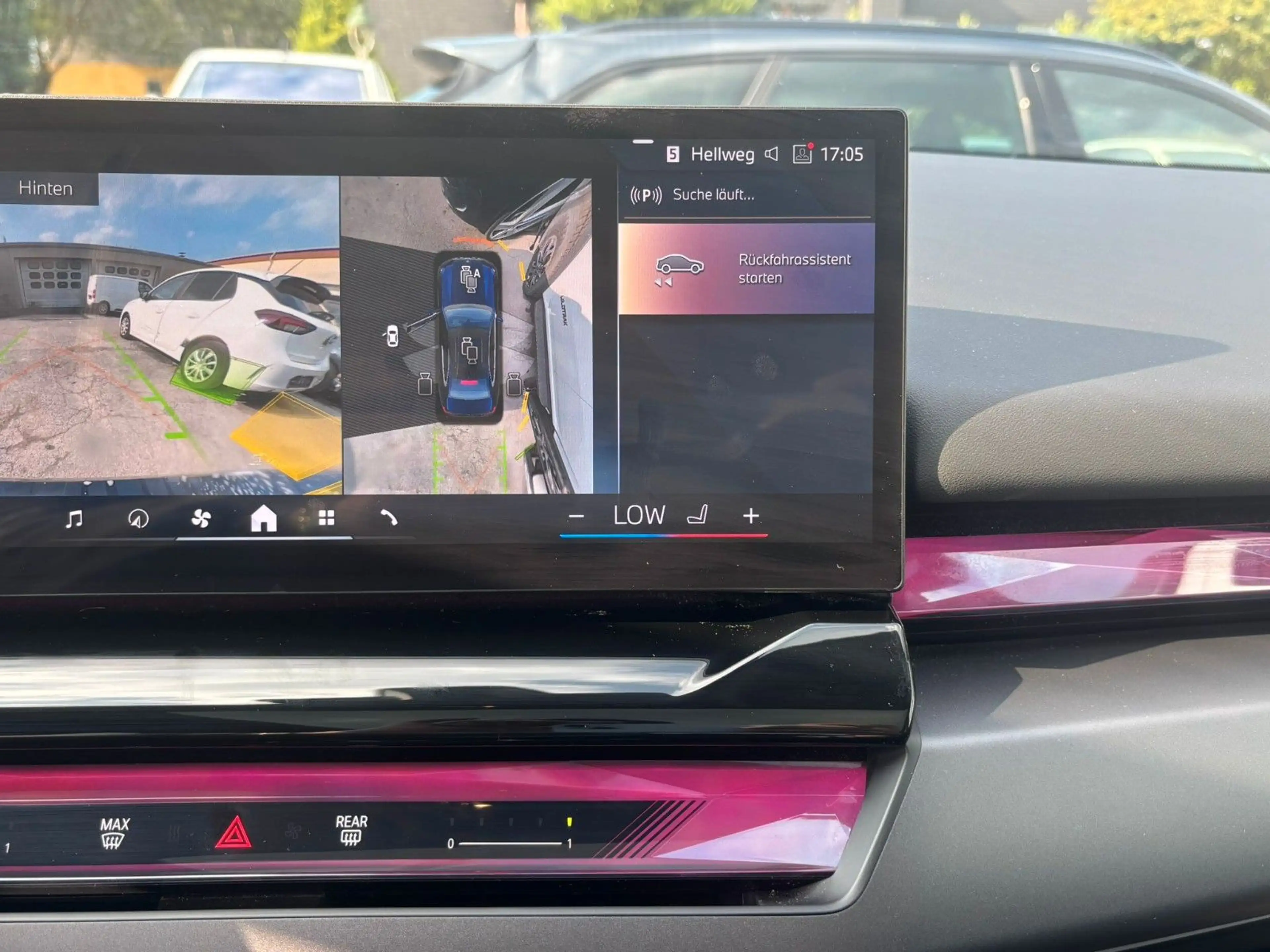 BMW i5 Limousine 40 eDrive PANO 360° LED — photo 13
