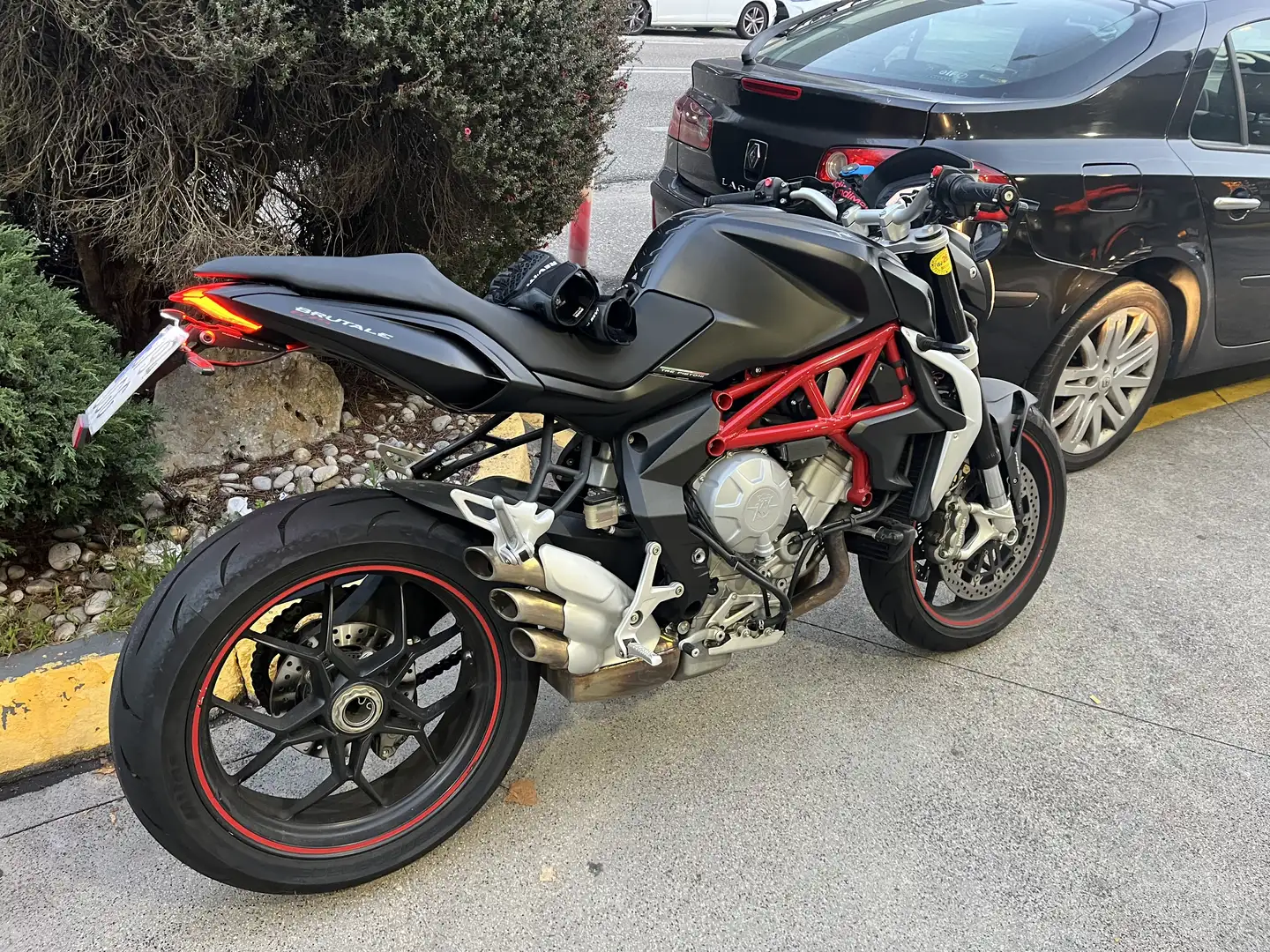 MV Agusta Brutale 675 Mv Agusta Brutale ABS - 2